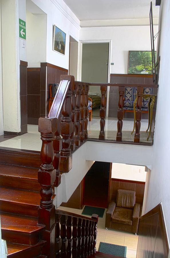 Hotel Villa Karina Bogotá Esterno foto