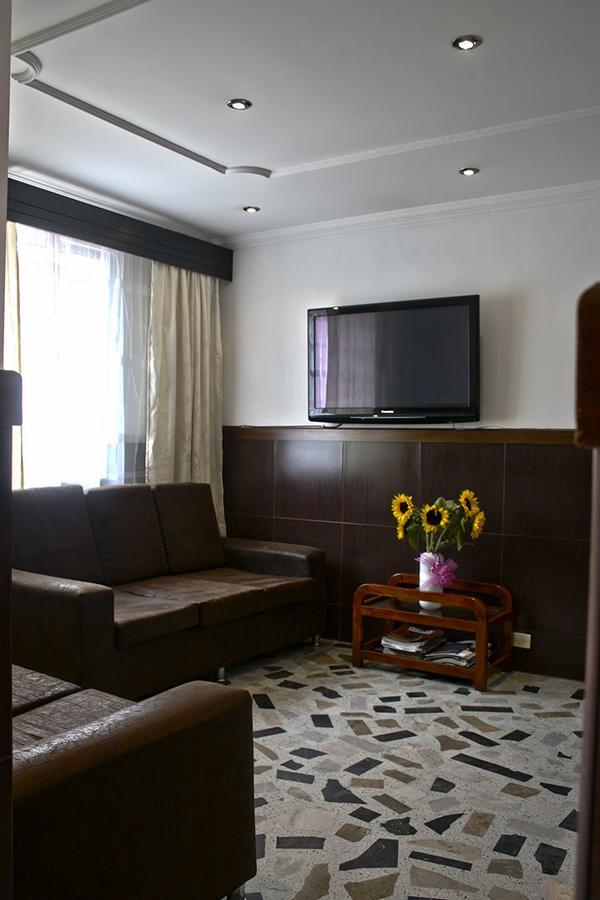 Hotel Villa Karina Bogotá Esterno foto